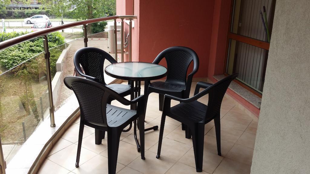 Black Sea Brееze Apartment Varna Exterior foto
